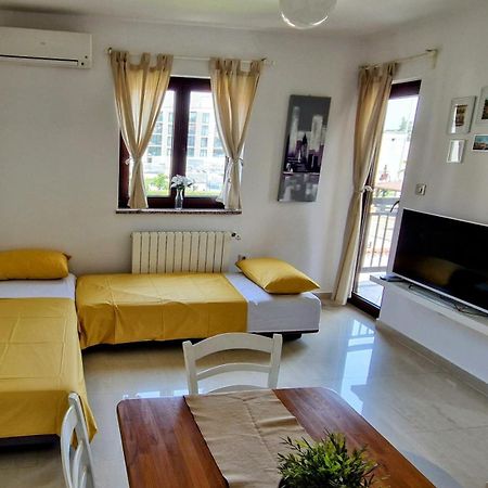 Apartments Villa Alba II Poreč Chambre photo