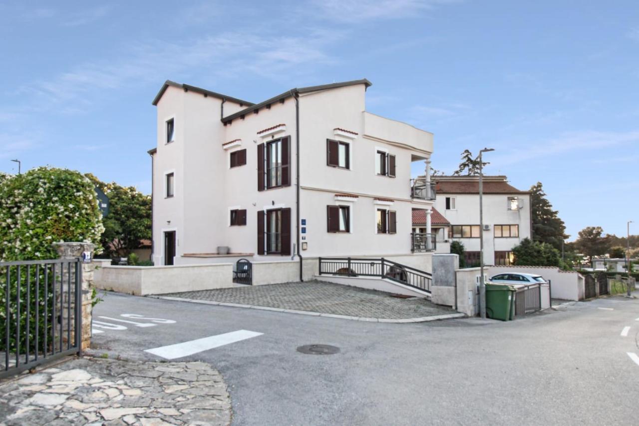 Apartments Villa Alba II Poreč Extérieur photo